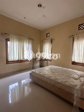 Disewakan Segera Rumah Kondisi Bagus di Kawasan Karanganyar, Solo Disewakan Segera Rumah Kondisi Bagus di Kawasan Karanganyar, Solo