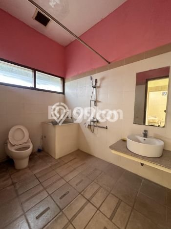 Disewakan Segera Rumah Kondisi Bagus di Kawasan Karanganyar, Solo Disewakan Segera Rumah Kondisi Bagus di Kawasan Karanganyar, Solo