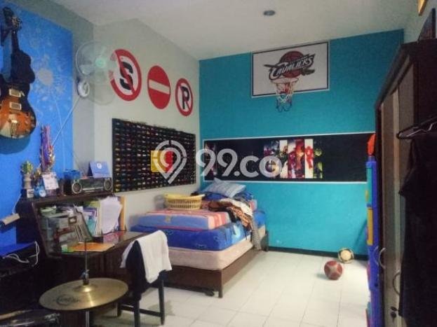Hunian Cantik Modern Lb 160m2 di Semarang Barat, Semarang Hunian Cantik Modern Lb 160m2 di Semarang Barat, Semarang