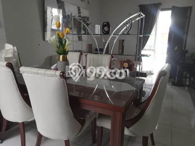 Rumah Luas Asri 2 KT Siap Pakai di Summarecon Bekasi Bekasi Rumah Luas Asri 2 KT Siap Pakai di Summarecon Bekasi Bekasi