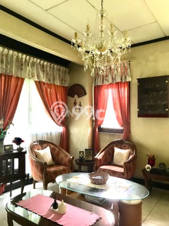 Ready to Use! Luxury House LT 378m2 Desain Elegan di Sarijadi Ready to Use! Luxury House LT 378m2 Desain Elegan di Sarijadi