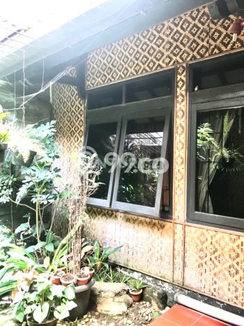Ready to Use! Luxury House LT 378m2 Desain Elegan di Sarijadi Ready to Use! Luxury House LT 378m2 Desain Elegan di Sarijadi