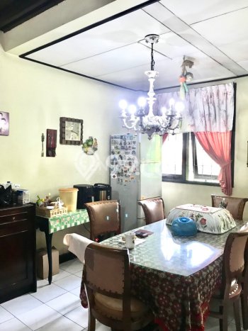 Ready to Use! Luxury House LT 378m2 Desain Elegan di Sarijadi Ready to Use! Luxury House LT 378m2 Desain Elegan di Sarijadi