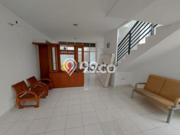Rumah Disewakan Bekasi LT 240m2 LB 240m2 Area Bekasi Rumah Disewakan Bekasi LT 240m2 LB 240m2 Area Bekasi