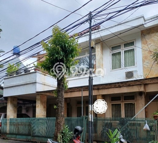 Dijual Hunian Rumah Terawat 4 KT di Bintaro, Tangerang Selatan Dijual Hunian Rumah Terawat 4 KT di Bintaro, Tangerang Selatan