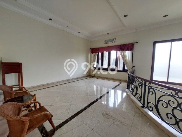 Hunian Mewah LB 500m2 Siap Pakai Desain Elegan di Citra Grand, Jakarta Timur Hunian Mewah LB 500m2 Siap Pakai Desain Elegan di Citra Grand, Jakarta Timur