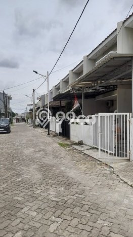 HUNIAN PILIHAN! Rumah kawasan Kelapa Gading, 3 KT, Lingkungan Asri, Luas 77m² Bangunan 106m² HUNIAN PILIHAN! Rumah kawasan Kelapa Gading, 3 KT, Lingkungan Asri, Luas 77m² Bangunan 106m²