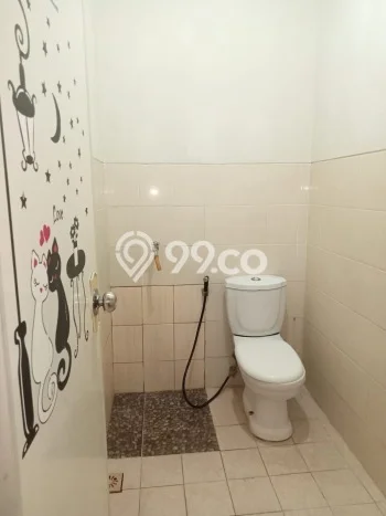 Jarang Ada! Rumah Kontrakan 2 Kamar Nyaman Siap Huni BSD Jarang Ada! Rumah Kontrakan 2 Kamar Nyaman Siap Huni BSD