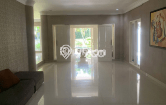 Hunian Modern Disewakan 6 Kamar di Menteng Bisa Nego Hunian Modern Disewakan 6 Kamar di Menteng Bisa Nego