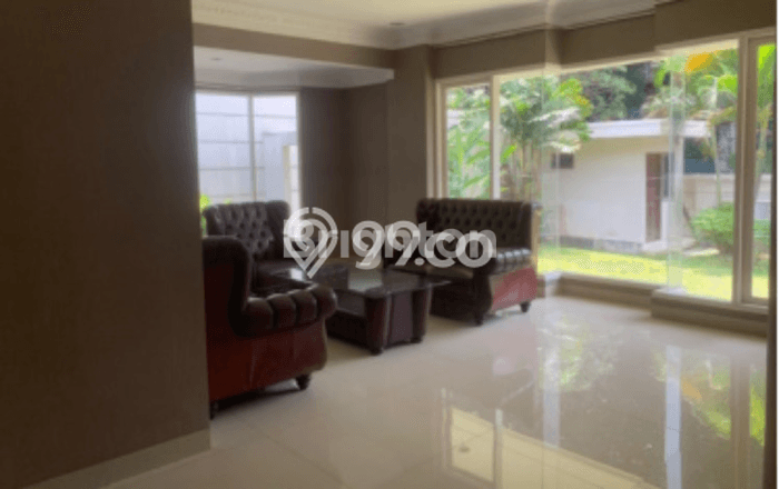 Hunian Modern Disewakan 6 Kamar di Menteng Bisa Nego Hunian Modern Disewakan 6 Kamar di Menteng Bisa Nego