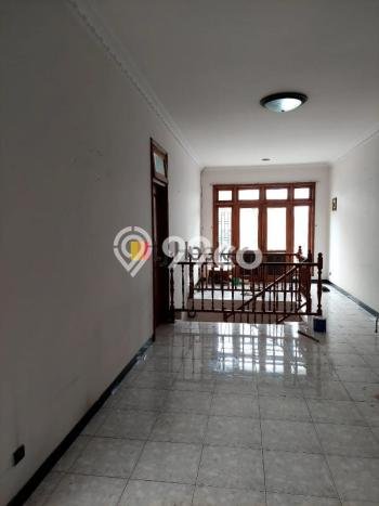 For Sale! Luxury House LT 200m2 Desain Elegan di Joglo For Sale! Luxury House LT 200m2 Desain Elegan di Joglo