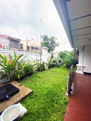 Rumah Minimalis 5 Kamar Terawat di Wonocolo, Dekat Tempat Strategis, Surabaya Rumah Minimalis 5 Kamar Terawat di Wonocolo, Dekat Tempat Strategis, Surabaya