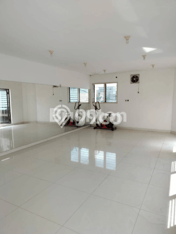 Rumah Eksklusif Siap Huni LT 497m2 di Rungkut, Surabaya Rumah Eksklusif Siap Huni LT 497m2 di Rungkut, Surabaya