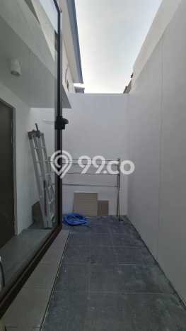 For Sale Hunian Rumah Terawat 3 KT di BSD City, Tangerang For Sale Hunian Rumah Terawat 3 KT di BSD City, Tangerang
