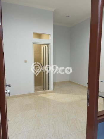 Jual Segera Rumah 10 KT 10 KM di Senen, Jakarta Pusat Jual Segera Rumah 10 KT 10 KM di Senen, Jakarta Pusat