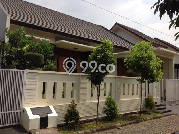 Rumah Asri di Kemang Pratama, Bekasi, Luas 216m² Bangunan 150m² Rumah Asri di Kemang Pratama, Bekasi, Luas 216m² Bangunan 150m²