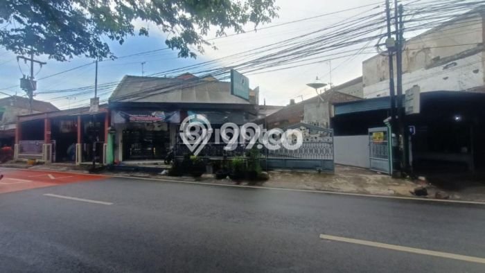 Rumah Luxury Modern Tanpa Renovasi di Sumbersari Malang Rumah Luxury Modern Tanpa Renovasi di Sumbersari Malang