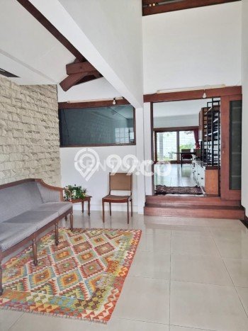 Rumah Elit Modern Siap Huni di Lebak Bulus Jakarta Selatan Rumah Elit Modern Siap Huni di Lebak Bulus Jakarta Selatan