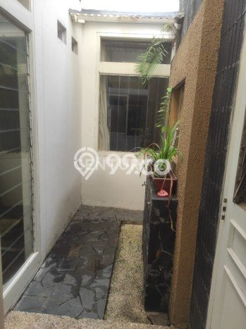 Jarang Ada! Rumah Sewa 5 Kamar Nyaman Siap Huni Buah Batu Jarang Ada! Rumah Sewa 5 Kamar Nyaman Siap Huni Buah Batu