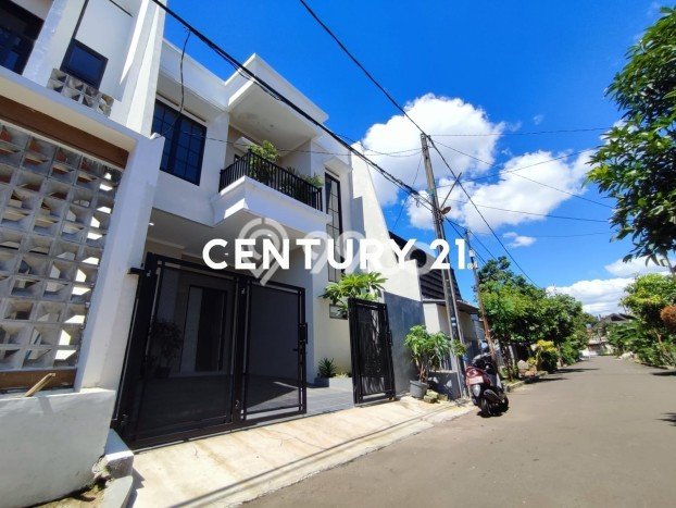 Dijual Rumah 3 Kamar Lokasi Strategis Bagus dan Strategis di Cinere Dijual Rumah 3 Kamar Lokasi Strategis Bagus dan Strategis di Cinere