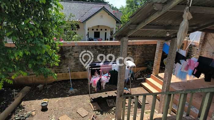Rumah Bagus di Ciputat Timur, Tangerang Selatan, LT 210m² Bangunan 270m² HARGA MENARIK! Rumah Bagus di Ciputat Timur, Tangerang Selatan, LT 210m² Bangunan 270m² HARGA MENARIK!
