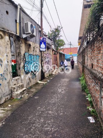Hunian Elit LB 284m2 Siap Pakai Desain Elegan di Klender, Jakarta Timur Hunian Elit LB 284m2 Siap Pakai Desain Elegan di Klender, Jakarta Timur