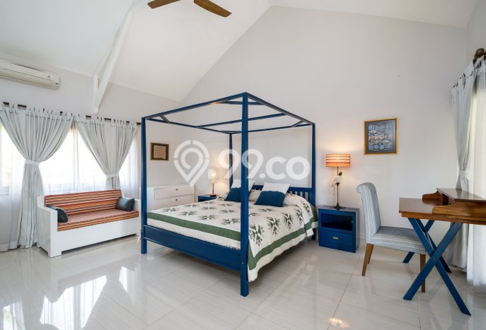 Rumah Tenang area , 5 KT, LT 3050m2m² LB 700m2m² Rumah Tenang area , 5 KT, LT 3050m2m² LB 700m2m²