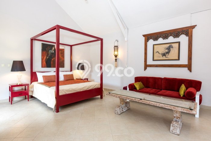 Rumah Tenang area , 5 KT, LT 3050m2m² LB 700m2m² Rumah Tenang area , 5 KT, LT 3050m2m² LB 700m2m²