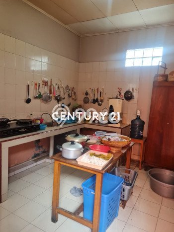 Ready to Use! Luxury House LT 281m2 Desain Elegan di Pondok Kelapa Ready to Use! Luxury House LT 281m2 Desain Elegan di Pondok Kelapa
