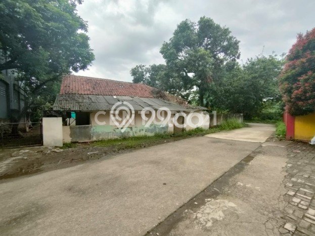 SEGERA MILIKI! Rumah area Cibinong, Bogor, LT 358m² Bangunan 100m² SEGERA MILIKI! Rumah area Cibinong, Bogor, LT 358m² Bangunan 100m²