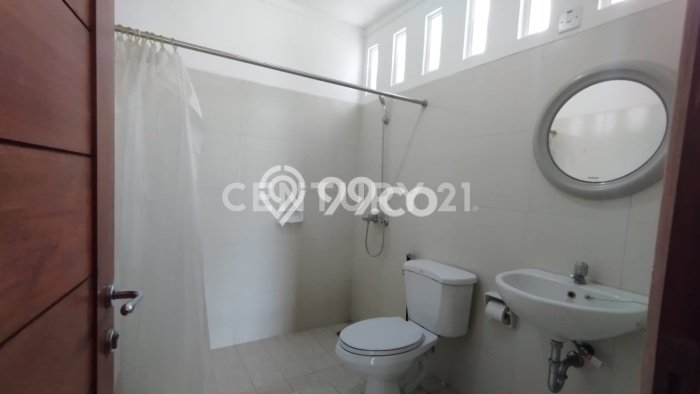 Ready to Use! Luxury House LT 226m2 Desain Elegan di Rancamaya Ready to Use! Luxury House LT 226m2 Desain Elegan di Rancamaya