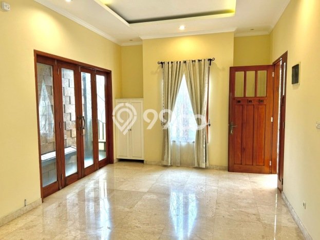 For Sale Rumah Elit Exclusive di Ciputat Timur, Tangerang Selatan For Sale Rumah Elit Exclusive di Ciputat Timur, Tangerang Selatan