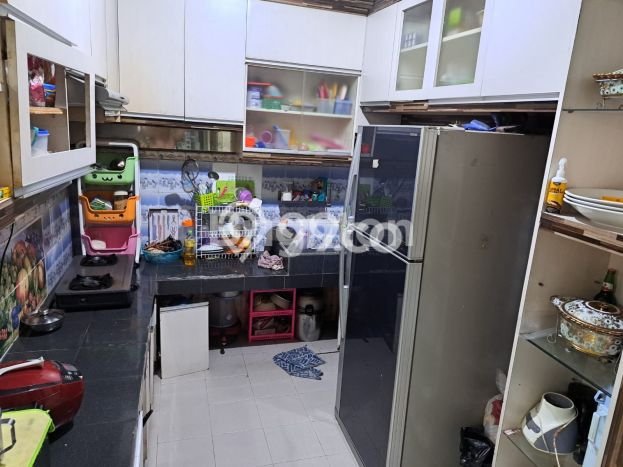Dijual Cepat Rumah Bagus Siap Huni LB 220m2 di Cimahi Tengah, Cimahi Dijual Cepat Rumah Bagus Siap Huni LB 220m2 di Cimahi Tengah, Cimahi