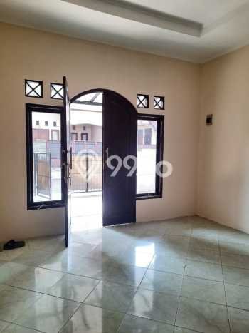 Jual Rumah Bagus Siap Huni LB 70m2 di Ciputat, Tangerang Selatan Jual Rumah Bagus Siap Huni LB 70m2 di Ciputat, Tangerang Selatan