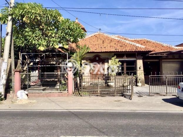 Rumah Luas Tanah 570m2m² di Renon, Denpasar - Akses Mudah Rumah Luas Tanah 570m2m² di Renon, Denpasar - Akses Mudah