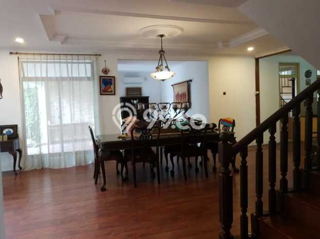 Rumah Luxury Modern Siap Huni di Bintaro Tangerang Selatan Rumah Luxury Modern Siap Huni di Bintaro Tangerang Selatan
