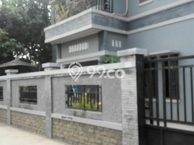 Siap Huni Rumah Mewah 5 Kamar di Jagakarsa Dekat ke Mana Pun Siap Huni Rumah Mewah 5 Kamar di Jagakarsa Dekat ke Mana Pun