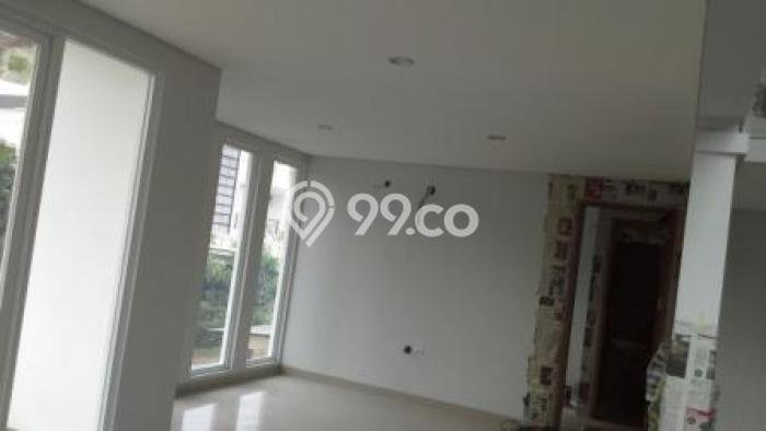 Rumah Modern LT 285m² Terawat di Kompleks Perumahan BSD The Green, Tangerang Rumah Modern LT 285m² Terawat di Kompleks Perumahan BSD The Green, Tangerang
