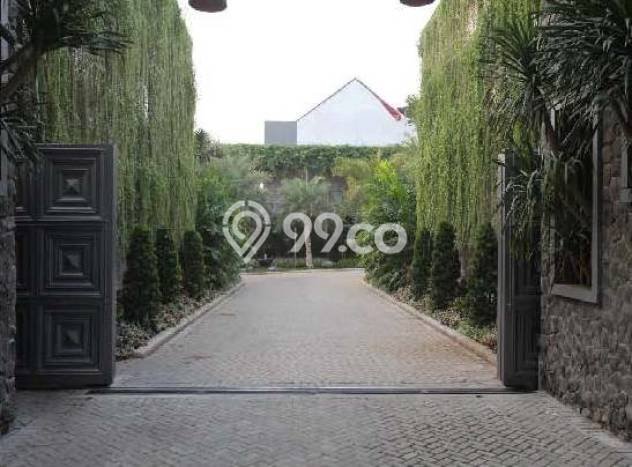 Rumah sewa siap pakai 4 Kamar Tidur di Kemang, Jakarta Selatan Rumah sewa siap pakai 4 Kamar Tidur di Kemang, Jakarta Selatan