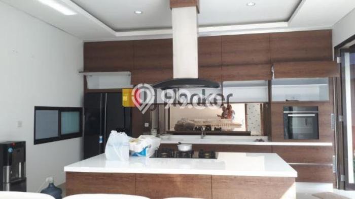Rumah Asri area Kota Baru Parahyangan, 4 KM, Luas 365m² LB 400m² Rumah Asri area Kota Baru Parahyangan, 4 KM, Luas 365m² LB 400m²