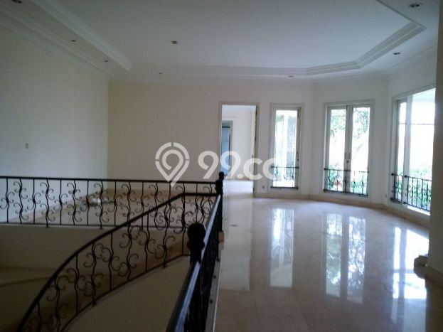 Disewakan! Rumah 5 Kamar Tidur &
5 Kamar Mandi di Kemang, Jakarta Selatan Disewakan! Rumah 5 Kamar Tidur &
5 Kamar Mandi di Kemang, Jakarta Selatan