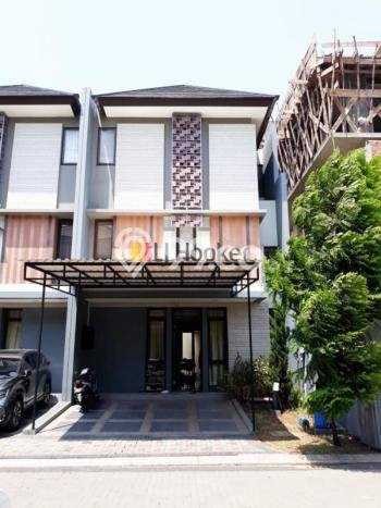 Disewakan! Rumah 5 Kamar Tidur &
4 Kamar Mandi di BSD City, Tangerang Disewakan! Rumah 5 Kamar Tidur &
4 Kamar Mandi di BSD City, Tangerang