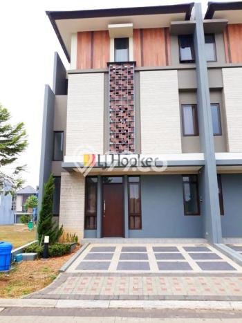 Jarang Ada! Rumah Sewa 5 Kamar Nyaman Siap Huni BSD City Jarang Ada! Rumah Sewa 5 Kamar Nyaman Siap Huni BSD City