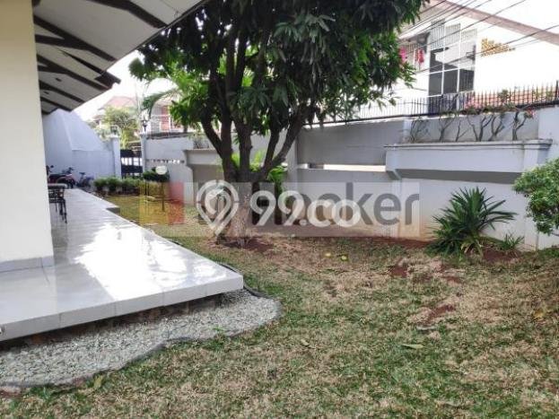 Rumah Mewah Dijual LT 380m2 di Kebon Jeruk, Jakarta Barat Rumah Mewah Dijual LT 380m2 di Kebon Jeruk, Jakarta Barat