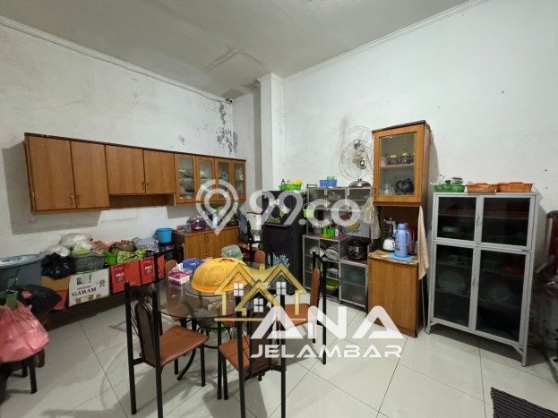 Jual Rumah Eksklusif 6 KT di Jelambar, Jakarta Barat Jual Rumah Eksklusif 6 KT di Jelambar, Jakarta Barat