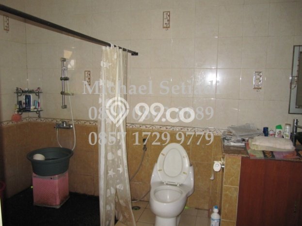 DIJUAL CEPAT! Rumah Asri di Pangkalan Jati, Depok, LT 240m² Bangunan 200m² BISA KPR! DIJUAL CEPAT! Rumah Asri di Pangkalan Jati, Depok, LT 240m² Bangunan 200m² BISA KPR!