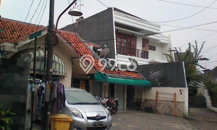 Rumah Luas Tanah 250m² di Kebayoran Baru, Jakarta Selatan - Lokasi Strategis Rumah Luas Tanah 250m² di Kebayoran Baru, Jakarta Selatan - Lokasi Strategis