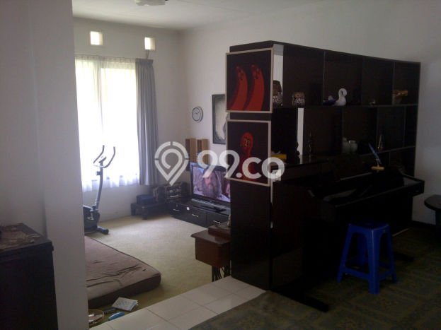 HOT LISTING! Rumah Siap Huni area Cinere, LT 615m² Bangunan 369m² HOT LISTING! Rumah Siap Huni area Cinere, LT 615m² Bangunan 369m²