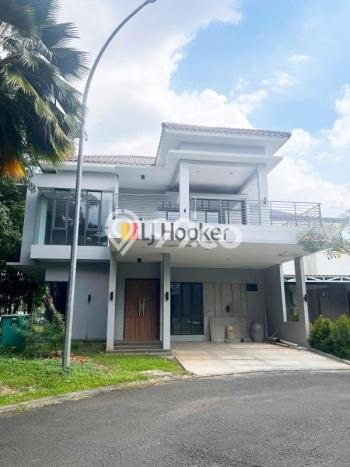 Rumah Elit Modern Tanpa Renovasi di BSD City Tangerang Rumah Elit Modern Tanpa Renovasi di BSD City Tangerang
