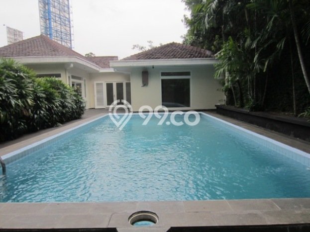 HARGA SPESIAL! Rumah di Cilandak, Akses ke Pusat Kota, 4 KM, Luas 1400m² LB 500m² HARGA SPESIAL! Rumah di Cilandak, Akses ke Pusat Kota, 4 KM, Luas 1400m² LB 500m²